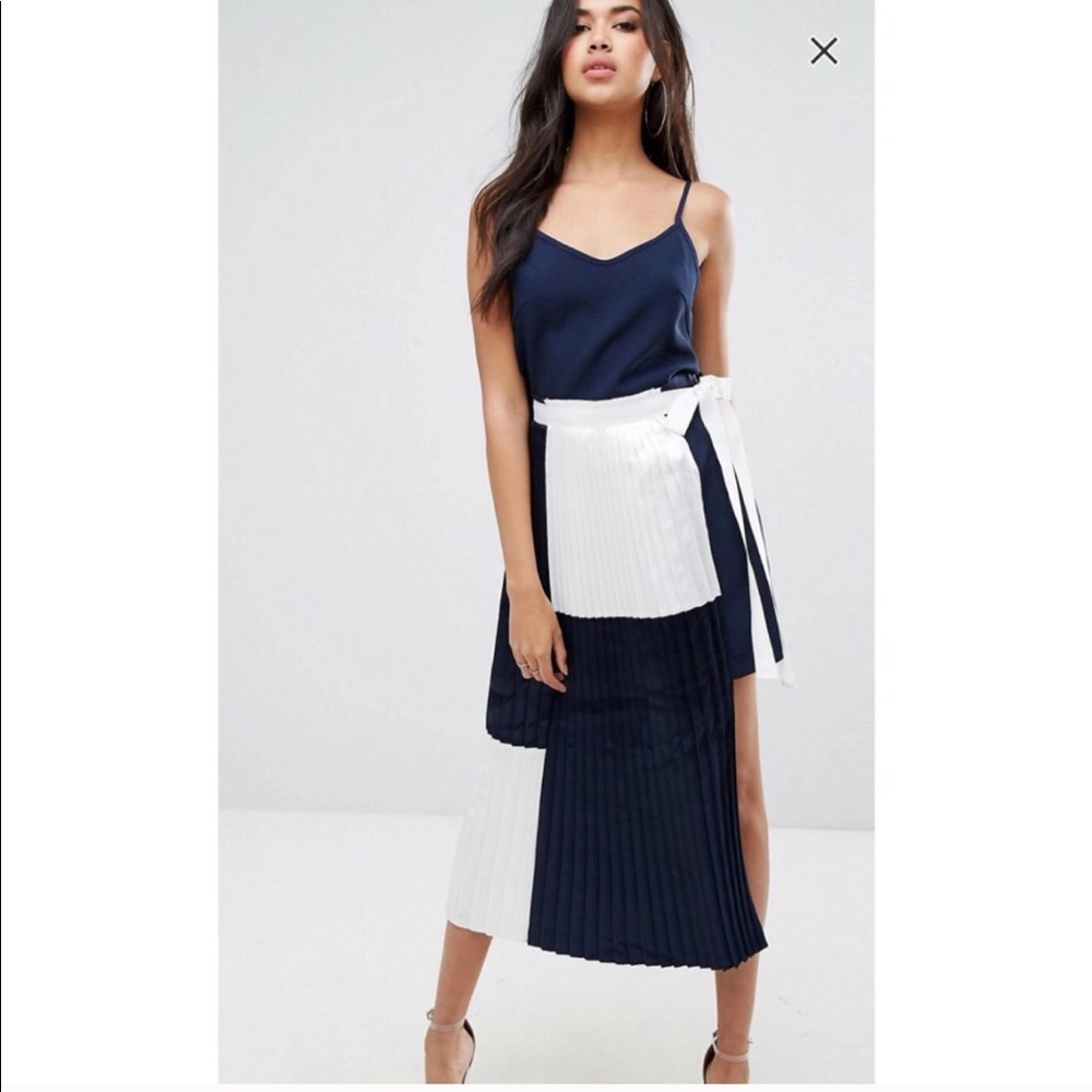 💍Asos Navy and White Maxi Dress
